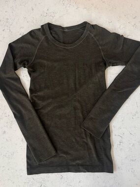 Lululemon Long Sleeve Ribbed Crewneck Top - Olive Green